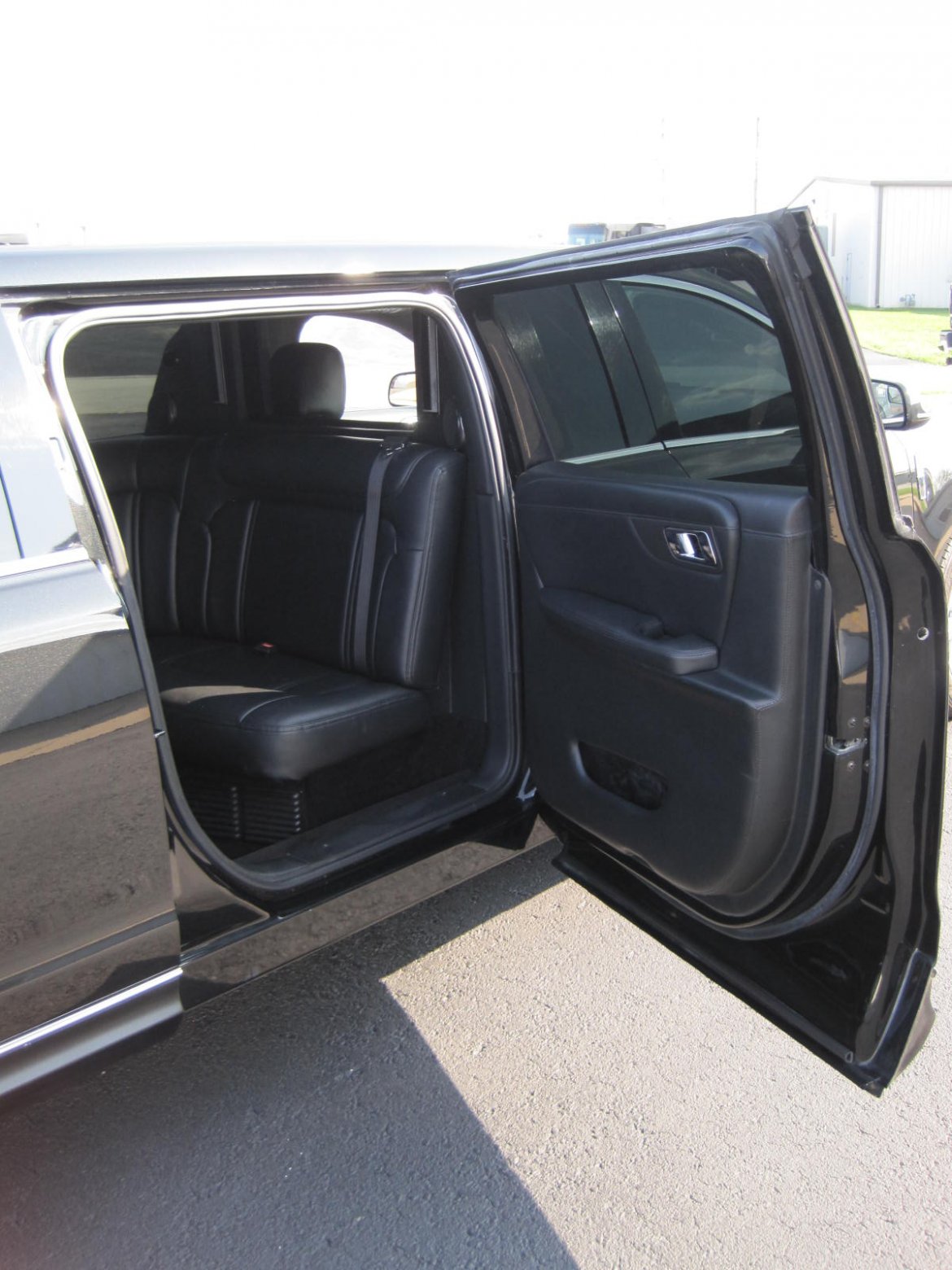 Limousine for Sale in Ozark, MO - Photo 19