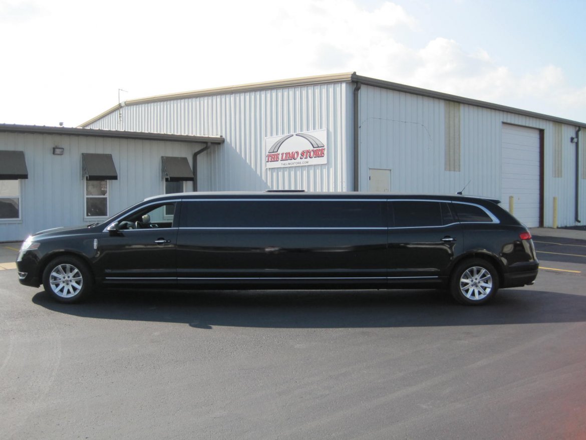 Limousine for Sale in Ozark, MO - Photo 14