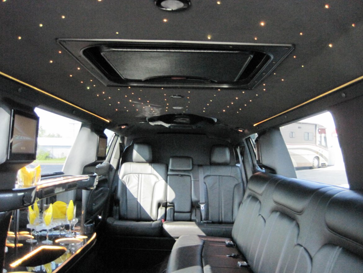 Limousine for Sale in Ozark, MO - Photo 34
