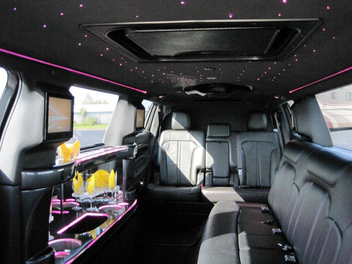 Limousine for Sale in Ozark, MO - Photo 36