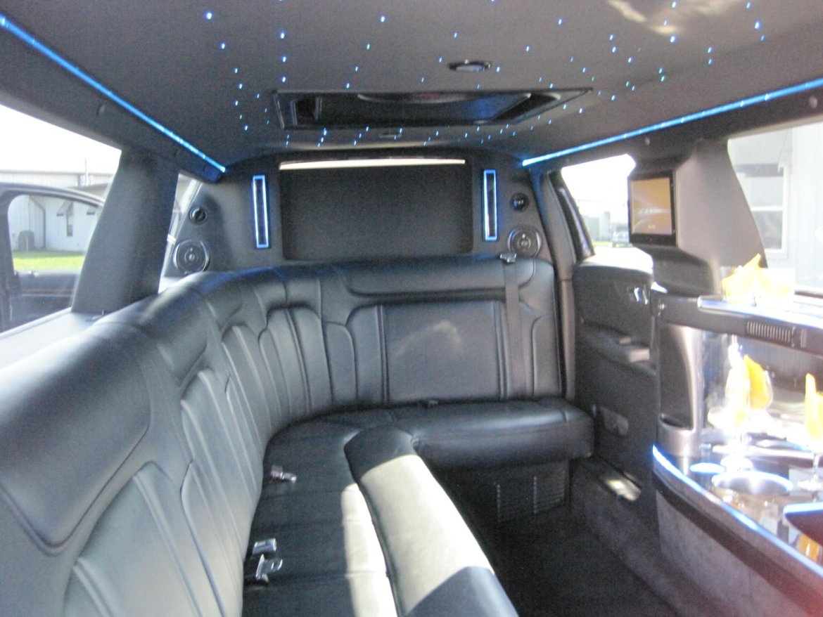 Limousine for Sale in Ozark, MO - Photo 31