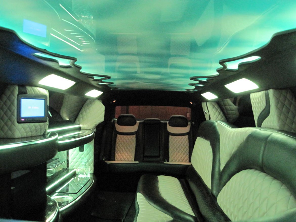 Limousine for Sale in Ozark, MO - Photo 47