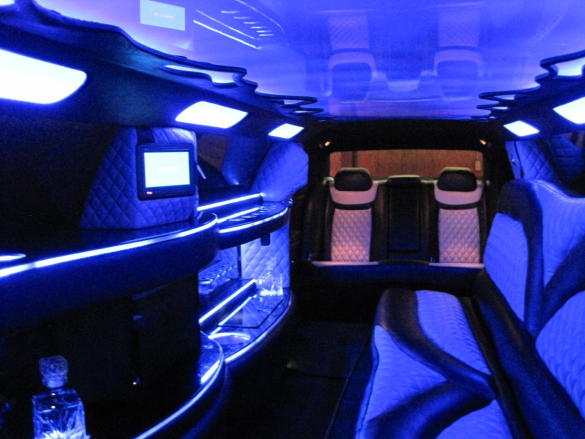 Limousine for Sale in Ozark, MO - Photo 35