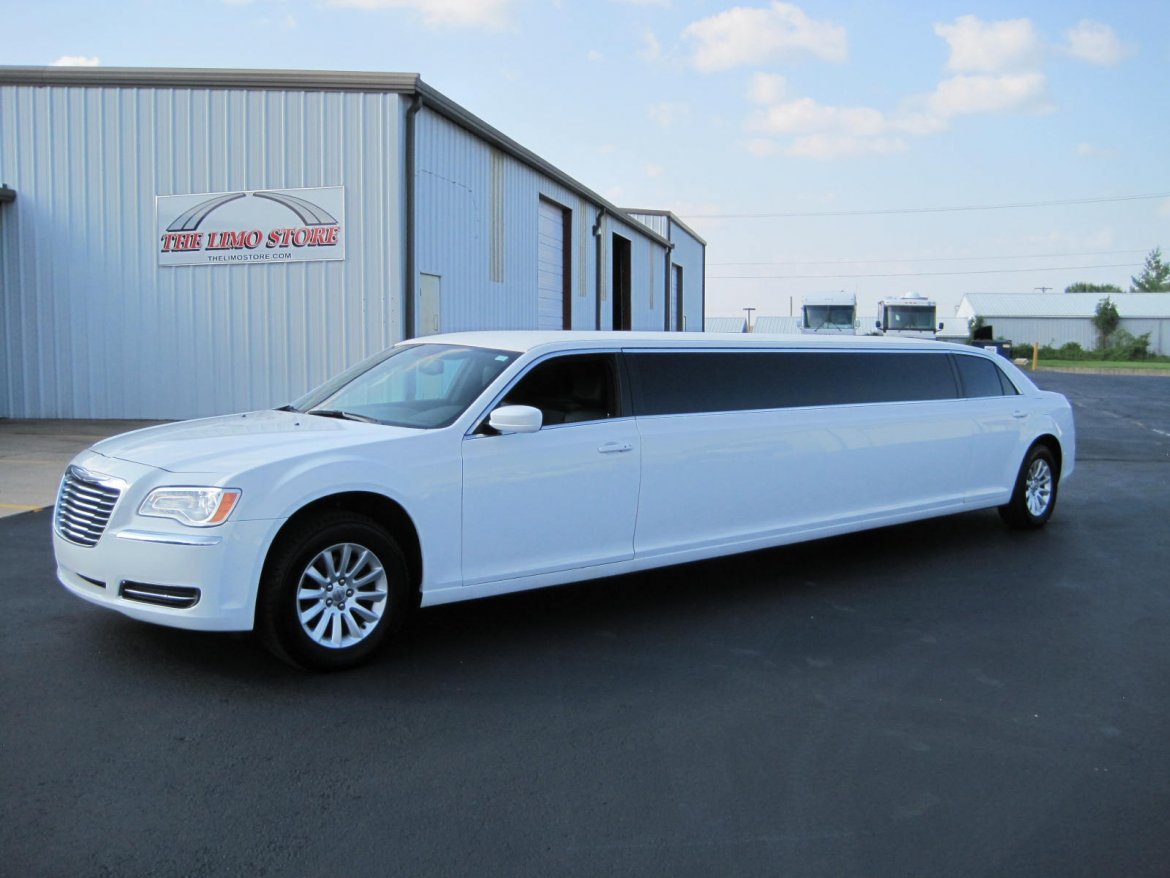 Limousine for sale: 2014 Chrysler 300 140&quot; by Signature Limousine Manufacturing