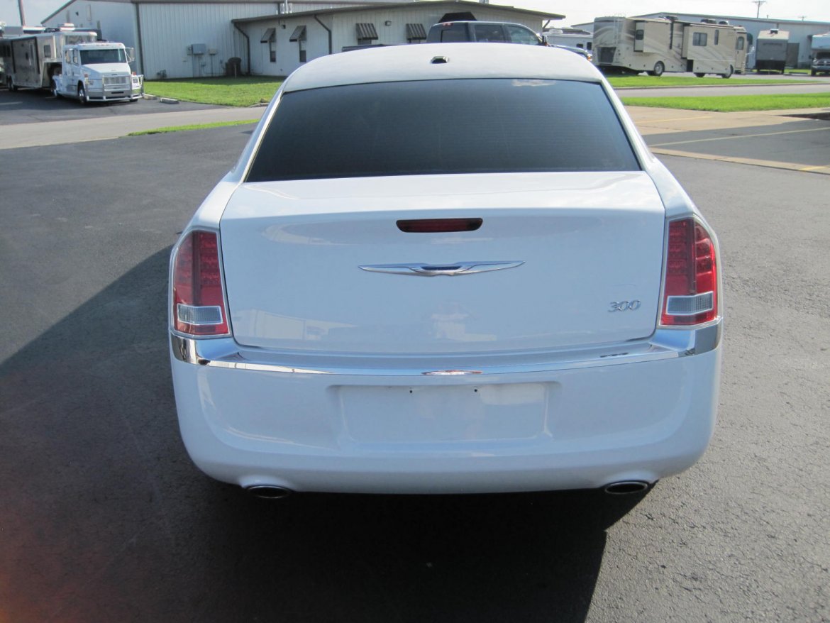 Limousine for Sale in Ozark, MO - Photo 11