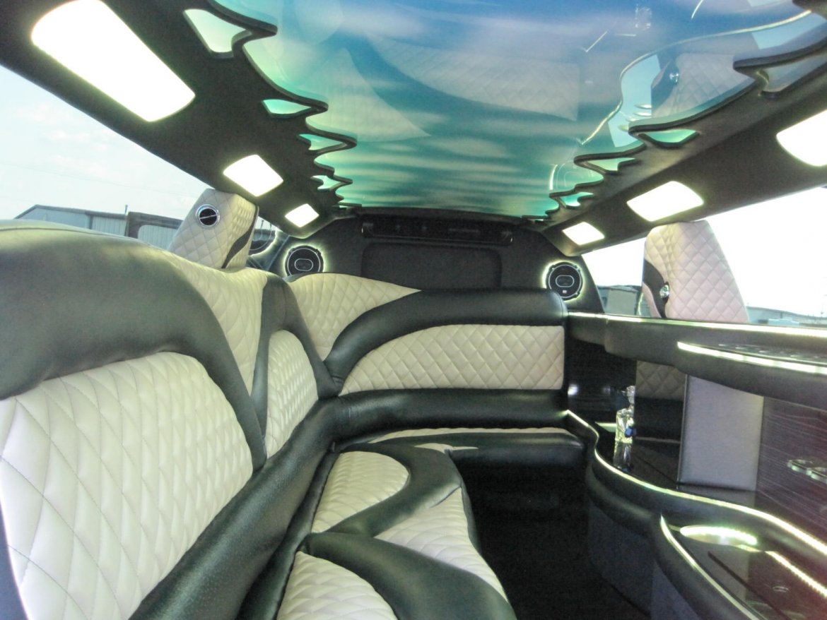 Limousine for Sale in Ozark, MO - Photo 41