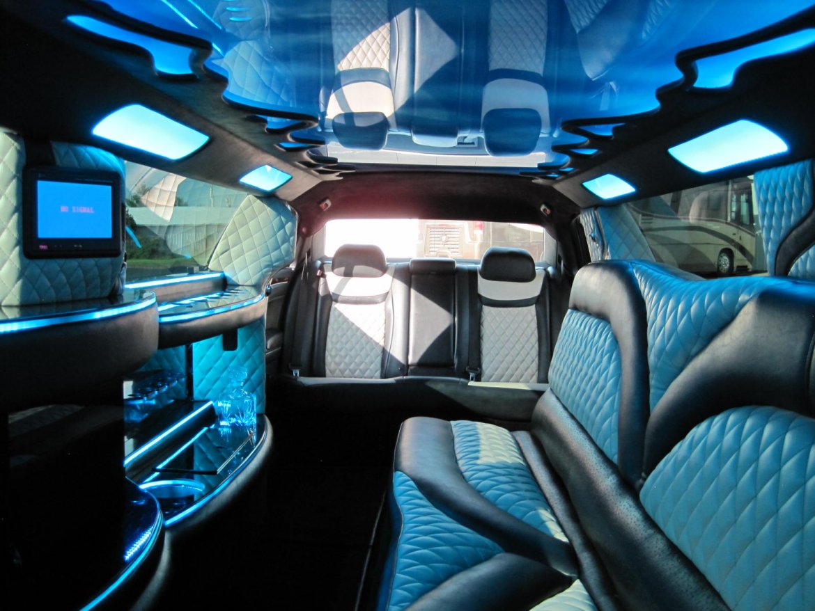 Limousine for Sale in Ozark, MO - Photo 59