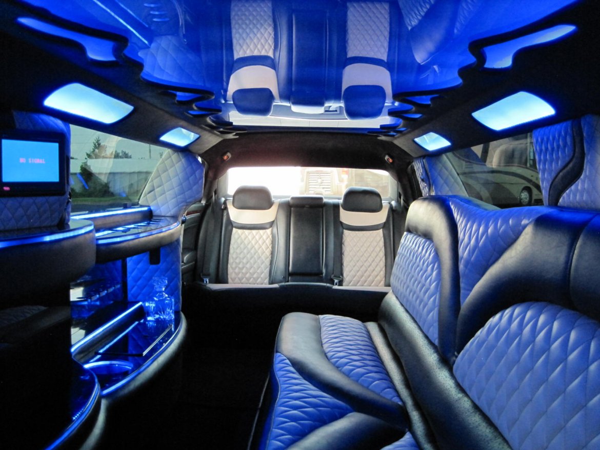 Limousine for Sale in Ozark, MO - Photo 62