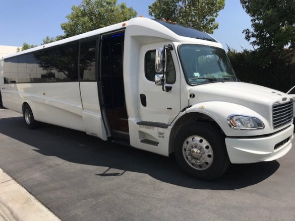 2014 Freightliner M2 Limo Bus for Sale in Riverside, CA - Photo 3