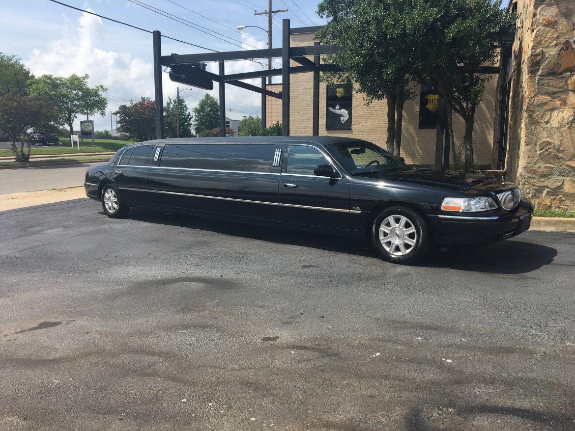 Limousine for Sale in Richmond, VA - Photo 10