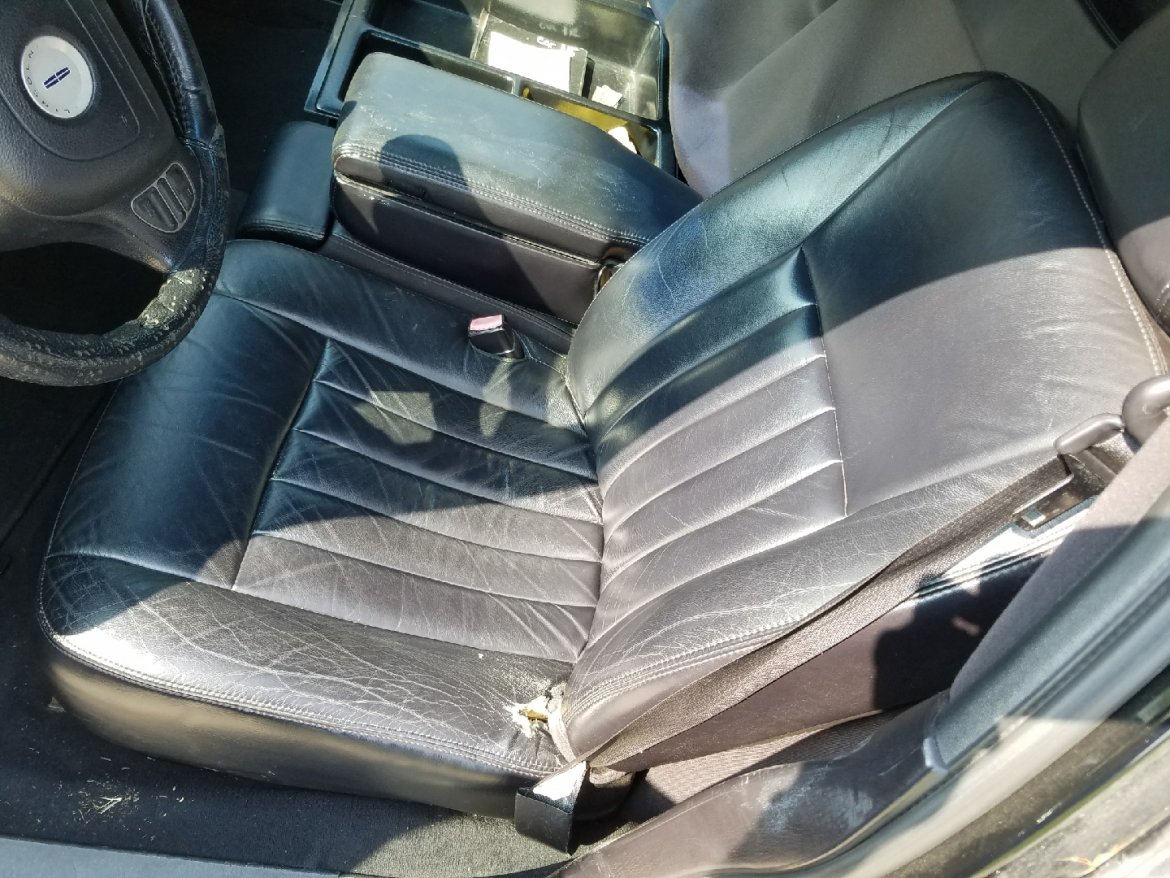 Limousine for Sale in Carencro, LA - Photo 7