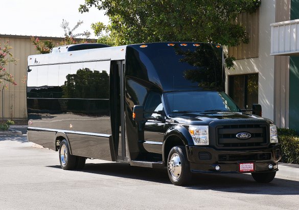 2016 Ford F-550 Shuttle Bus for Sale in Fontana, CA - Main Photo