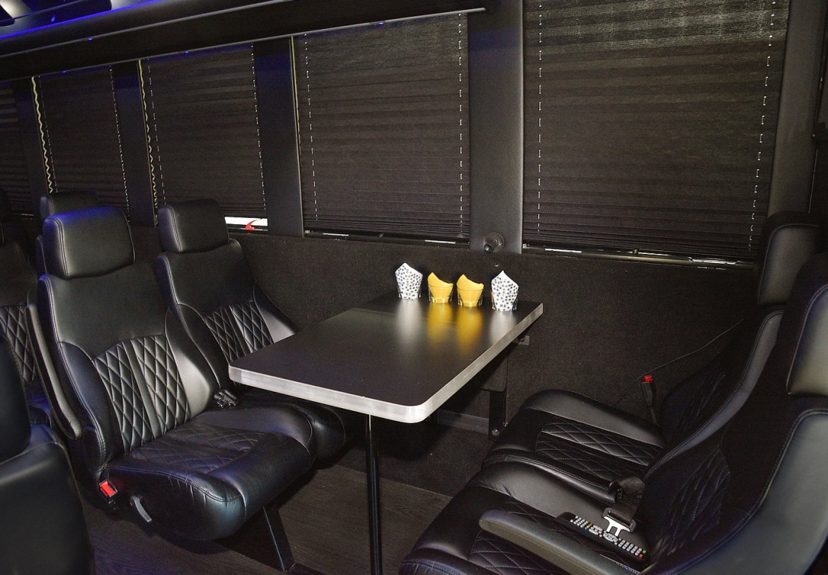 Shuttle Bus for Sale in Fontana, CA - Photo 11