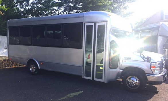 2012 Ford E-450 Shuttle Bus for Sale in Oaklyn, NJ - Photo 3