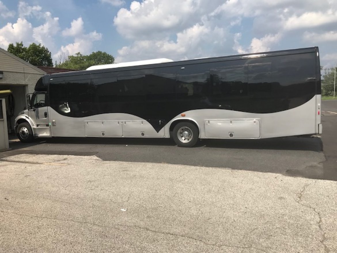 Shuttle Bus for Sale in Oaklyn, NJ - Photo 3