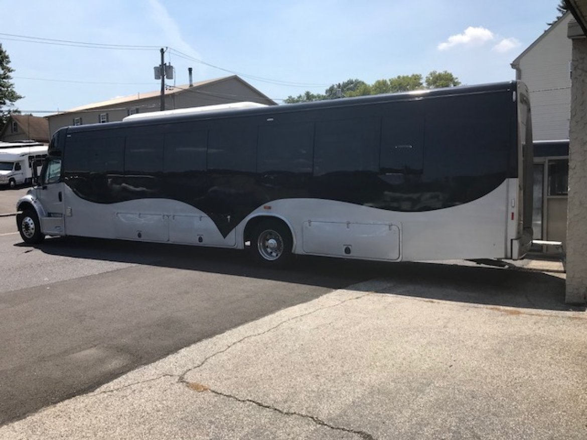 Shuttle Bus for Sale in Oaklyn, NJ - Photo 5
