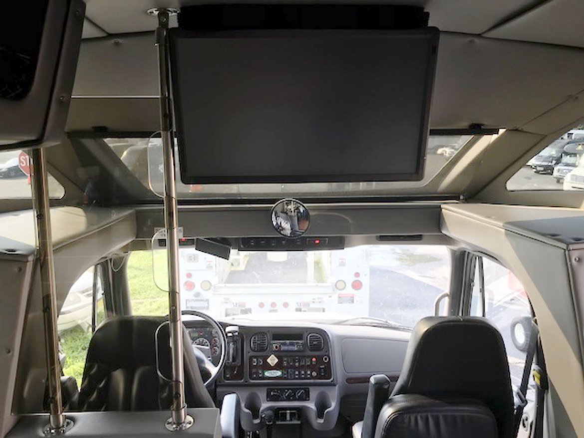 Shuttle Bus for Sale in Oaklyn, NJ - Photo 18