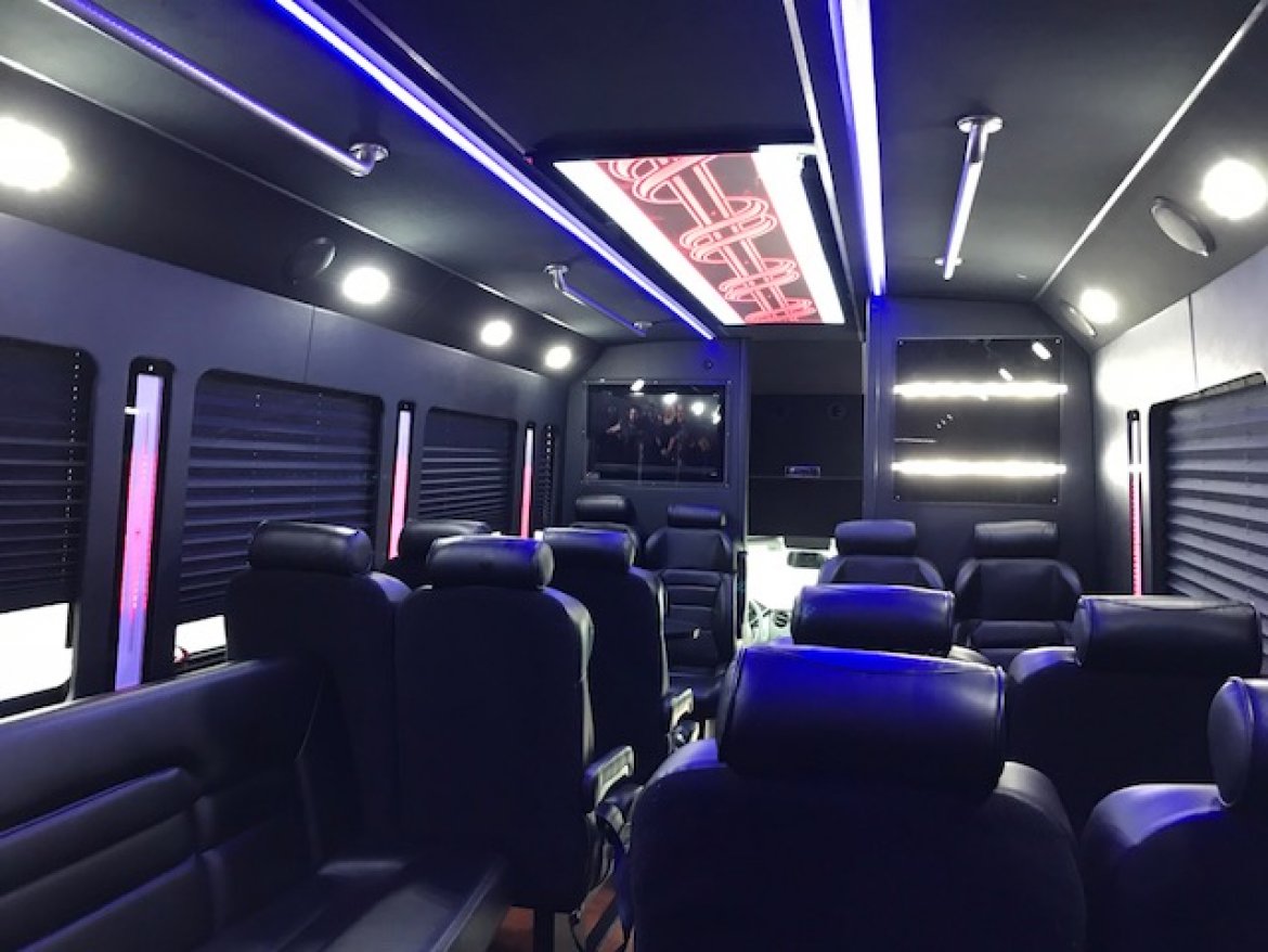 Executive Shuttle for Sale in Oaklyn, NJ - Photo 17