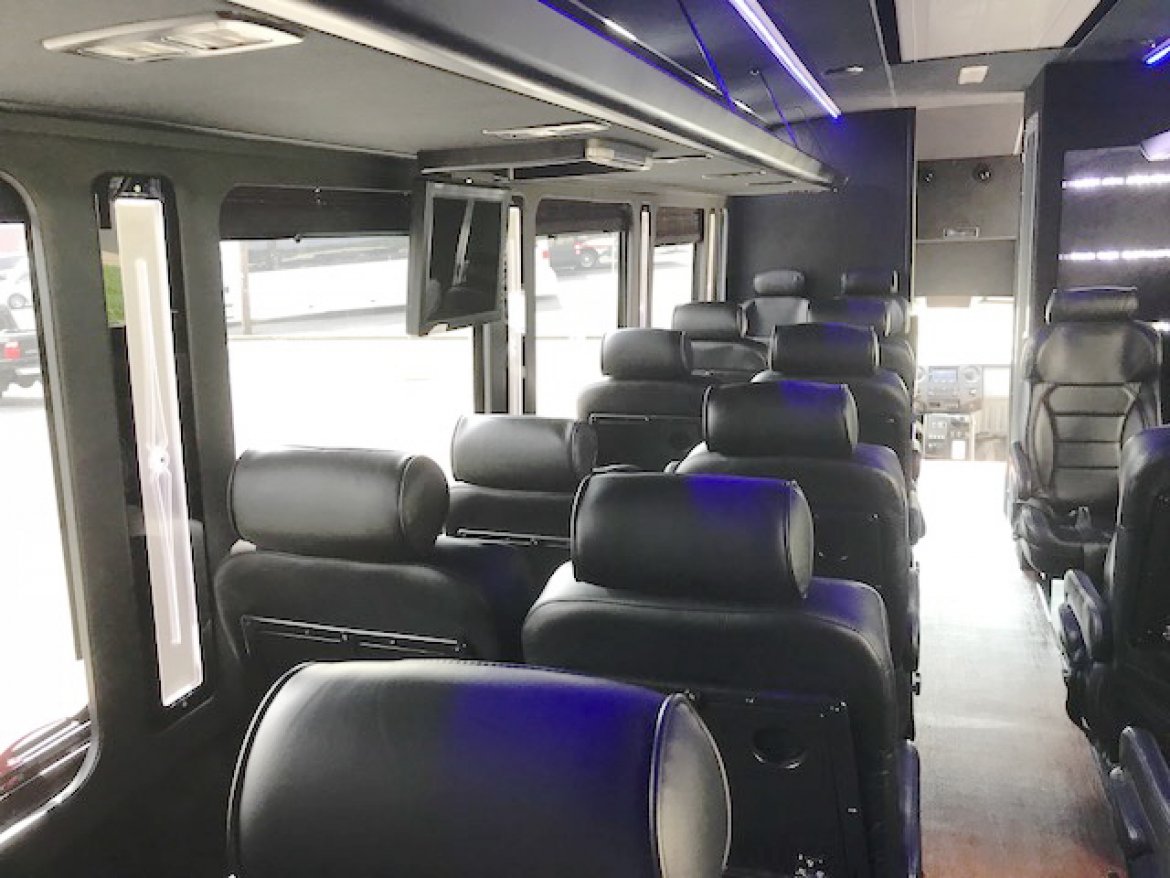 Shuttle Bus for Sale in Oaklyn, NJ - Photo 22