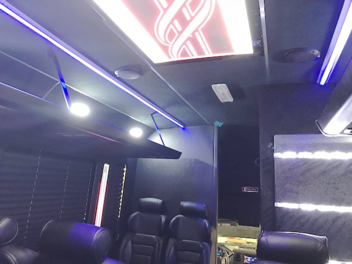 Shuttle Bus for Sale in Oaklyn, NJ - Photo 23