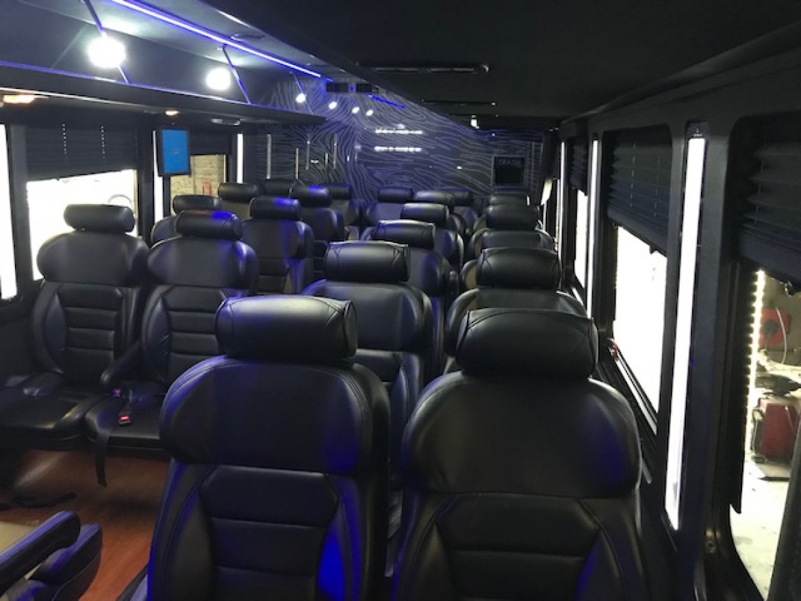 Shuttle Bus for Sale in Oaklyn, NJ - Photo 10