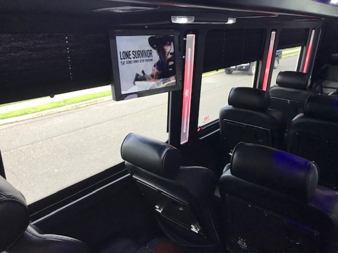Shuttle Bus for Sale in Oaklyn, NJ - Photo 24
