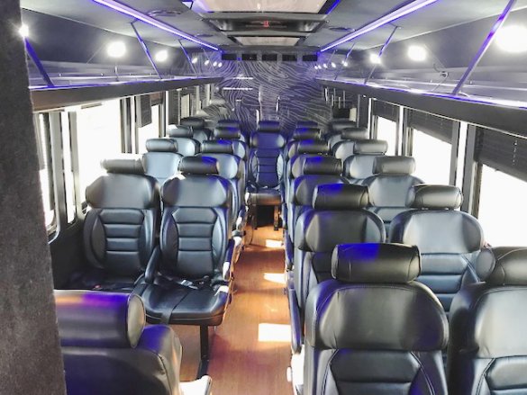 2016 Ford F-550 Shuttle Bus for Sale in Oaklyn, NJ - Photo 2