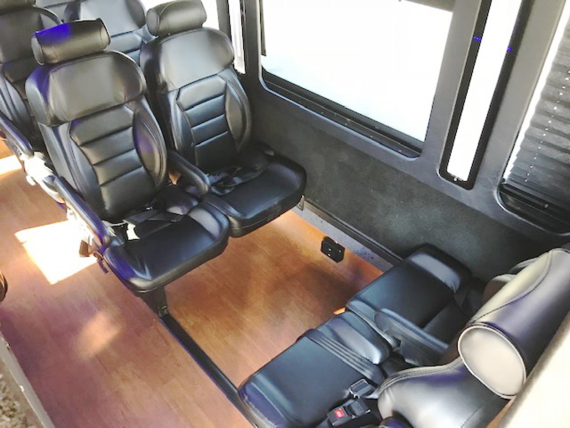 Shuttle Bus for Sale in Oaklyn, NJ - Photo 31