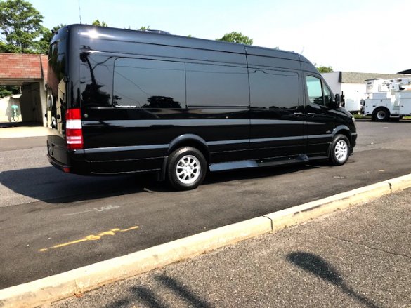 2018 Mercedes-Benz Sprinter 2500 Sprinter for Sale in Oaklyn, NJ - Photo 2
