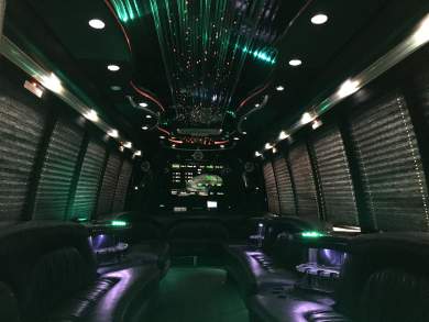 2006 Ford F550 Limo Bus for Sale in Richmond, VA - Main Photo