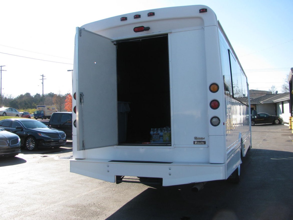 Limo Bus for Sale in Nashville, TN - Photo 5