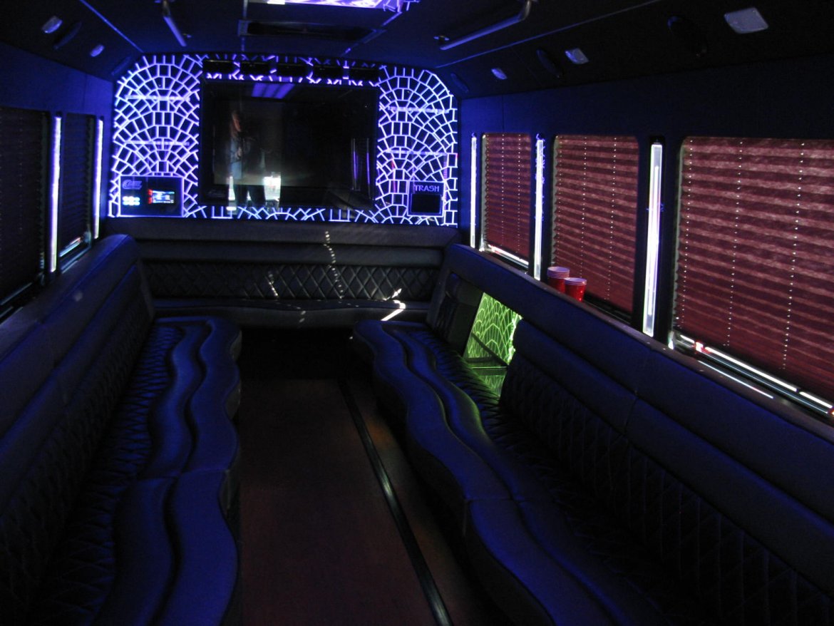 Limo Bus for Sale in Nashville, TN - Photo 15