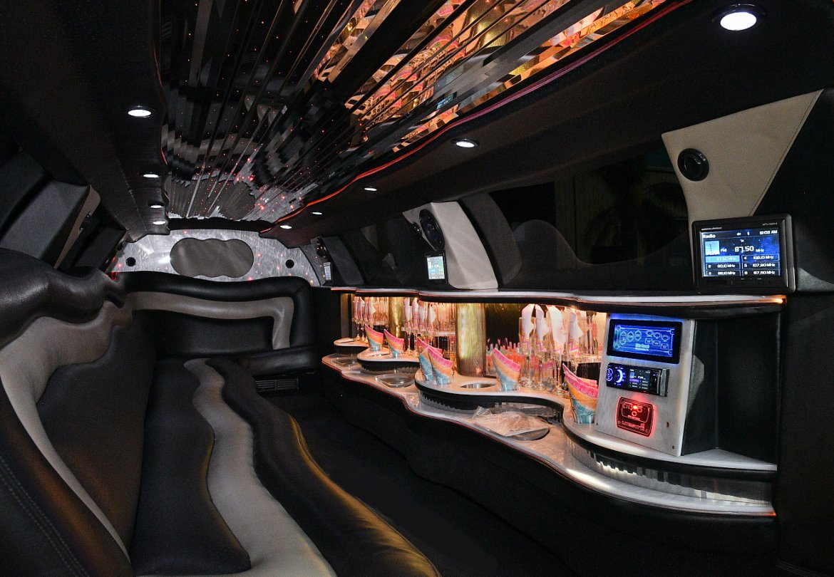 Limousine for Sale in Fontana, CA - Photo 9