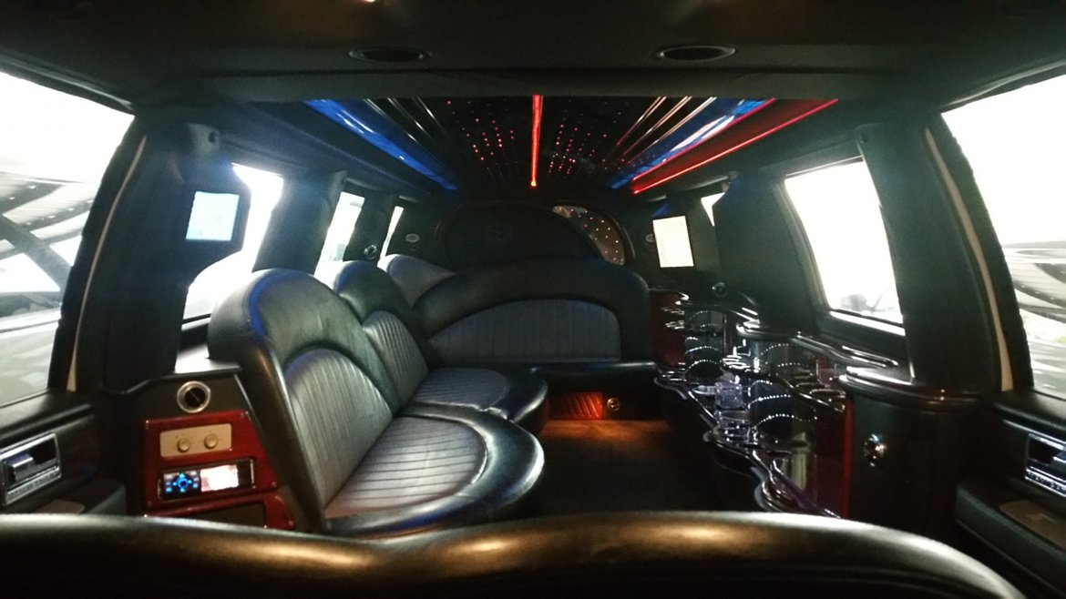 SUV Stretch for Sale in Houston, TX - Photo 11