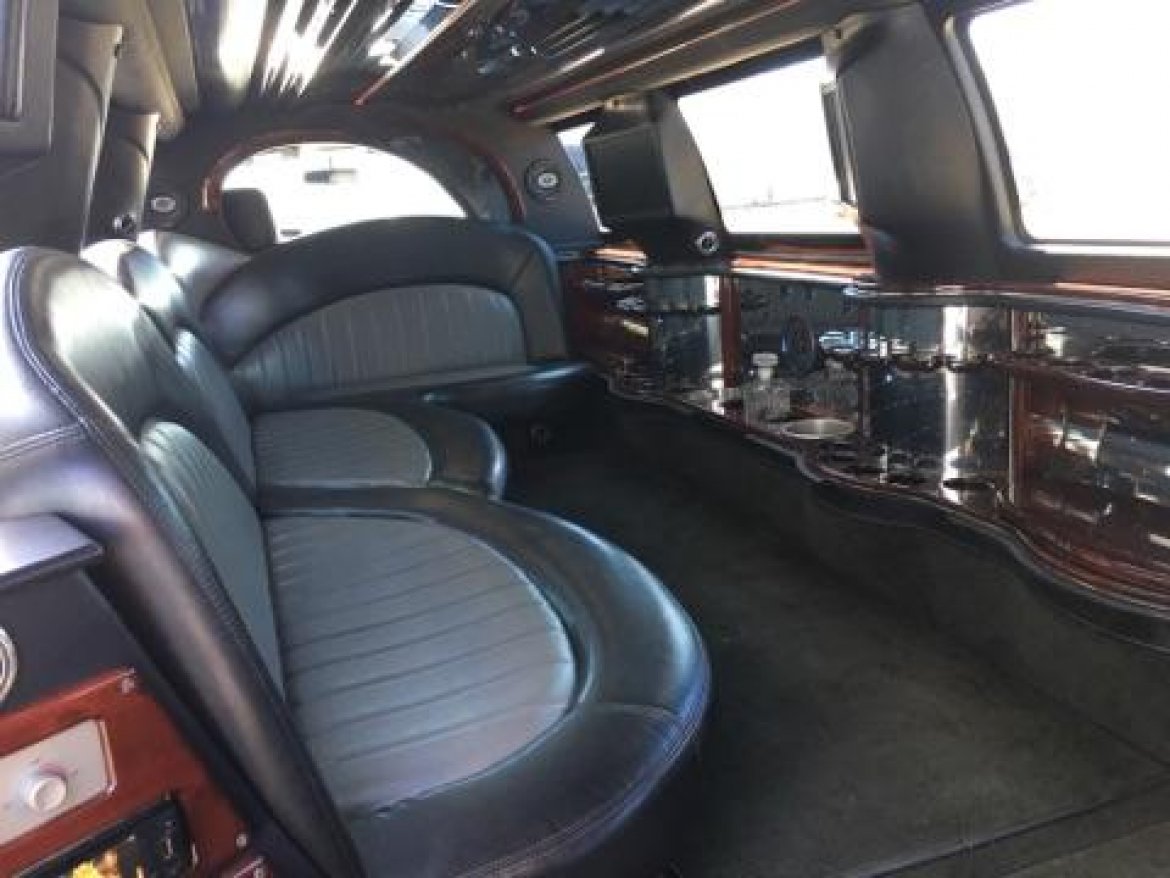 SUV Stretch for Sale in Houston, TX - Photo 12