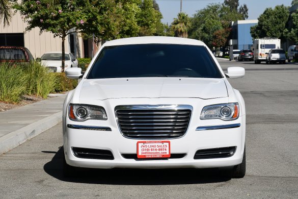 2014 Chrysler 300 Limousine for Sale in Fontana, CA - Photo 3
