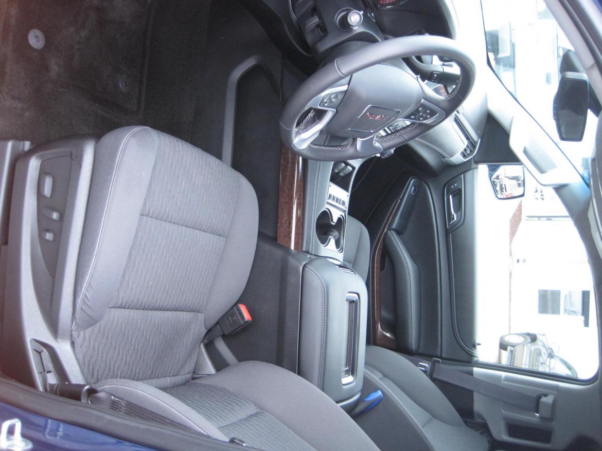 Photo of SUV Stretch for sale: 2016 GMC Yukon XL 180&quot; by Springfield Coach Builders