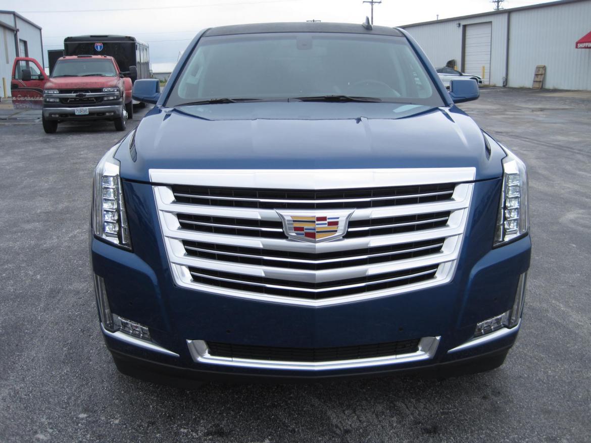 Photo of SUV Stretch for sale: 2016 GMC Yukon XL 180&quot; by Springfield Coach Builders