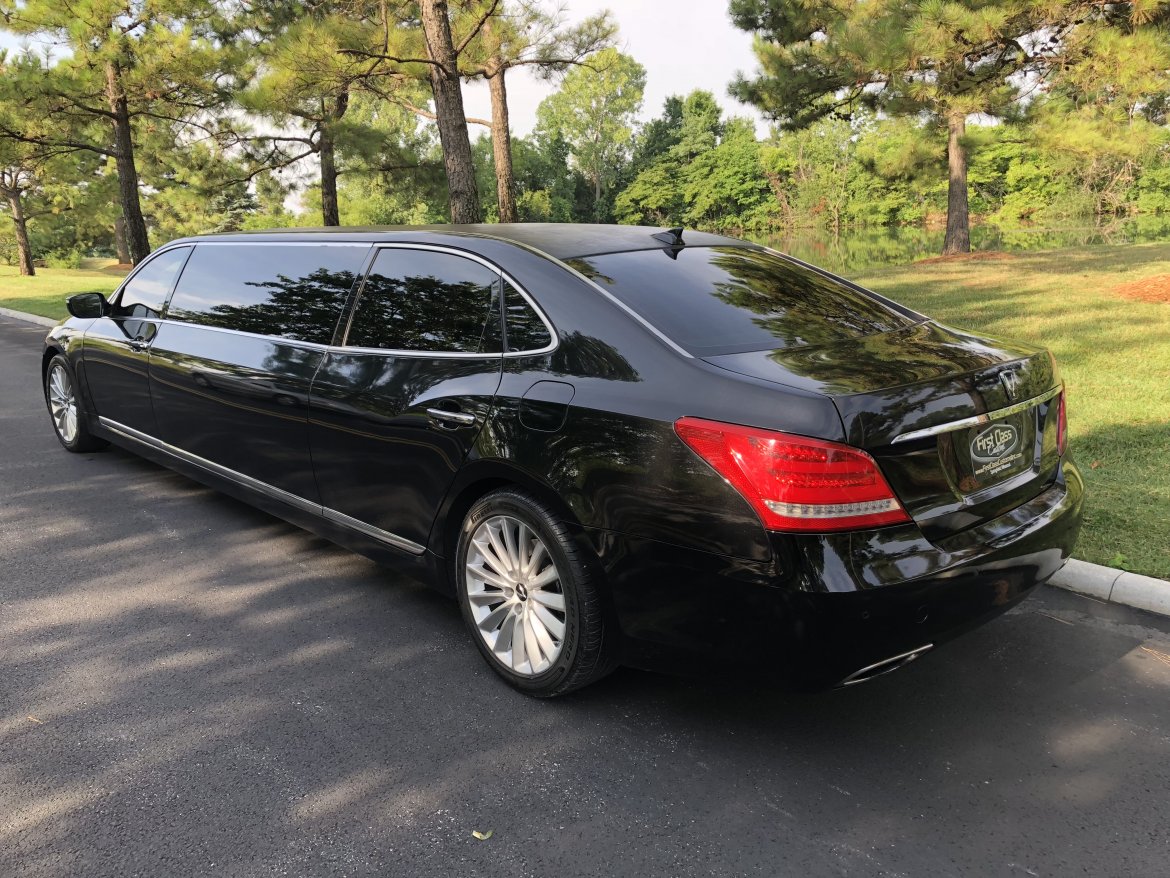 Limousine for Sale in Springfield, MO - Photo 9