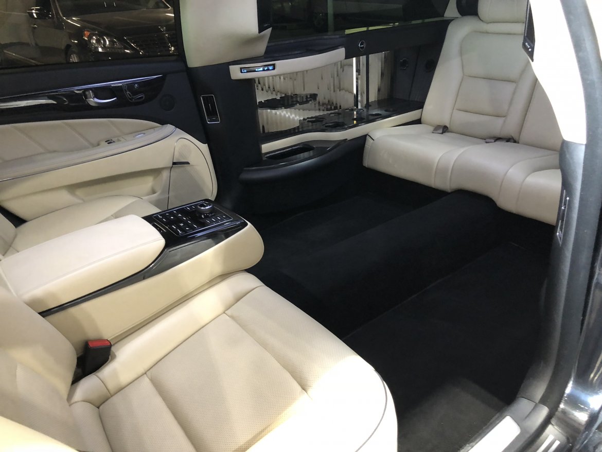Limousine for Sale in Springfield, MO - Photo 15
