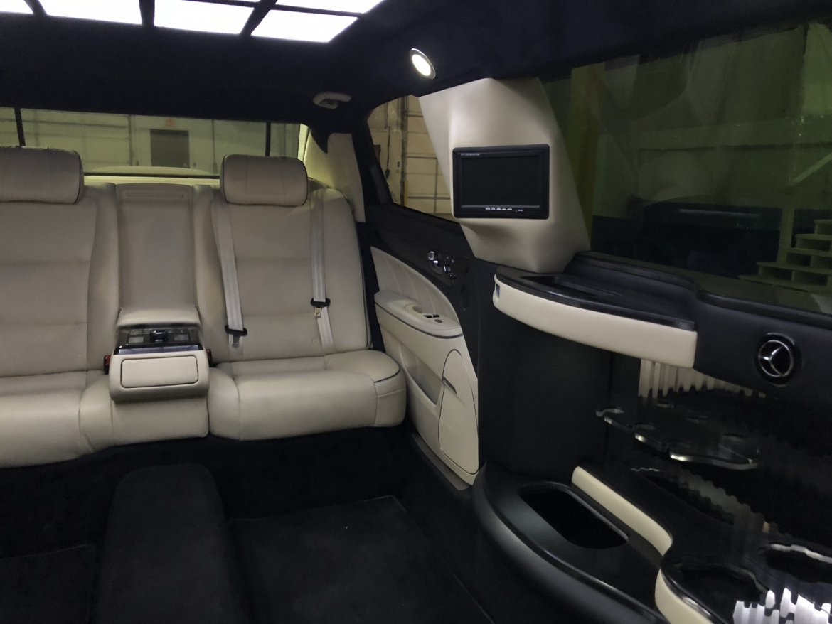 Limousine for Sale in Springfield, MO - Photo 20