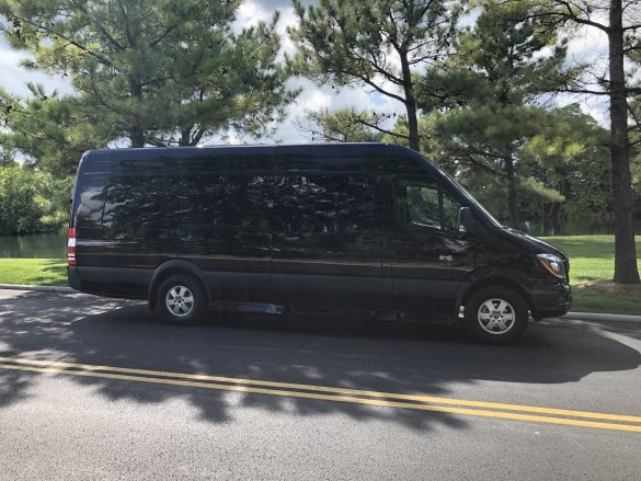2018 Mercedes-Benz Sprinter 2,500 Sprinter for Sale in Springfield, MO - Photo 3