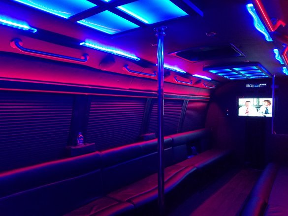 2017 Ford E450 Limo Bus for Sale in Orlando, FL - Photo 3