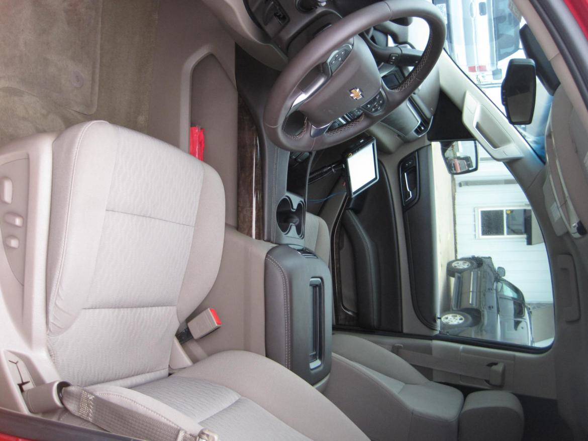 Photo of SUV Stretch for sale: 2015 Chevrolet Tahoe 200&quot; by Pinnacle Coach Builders