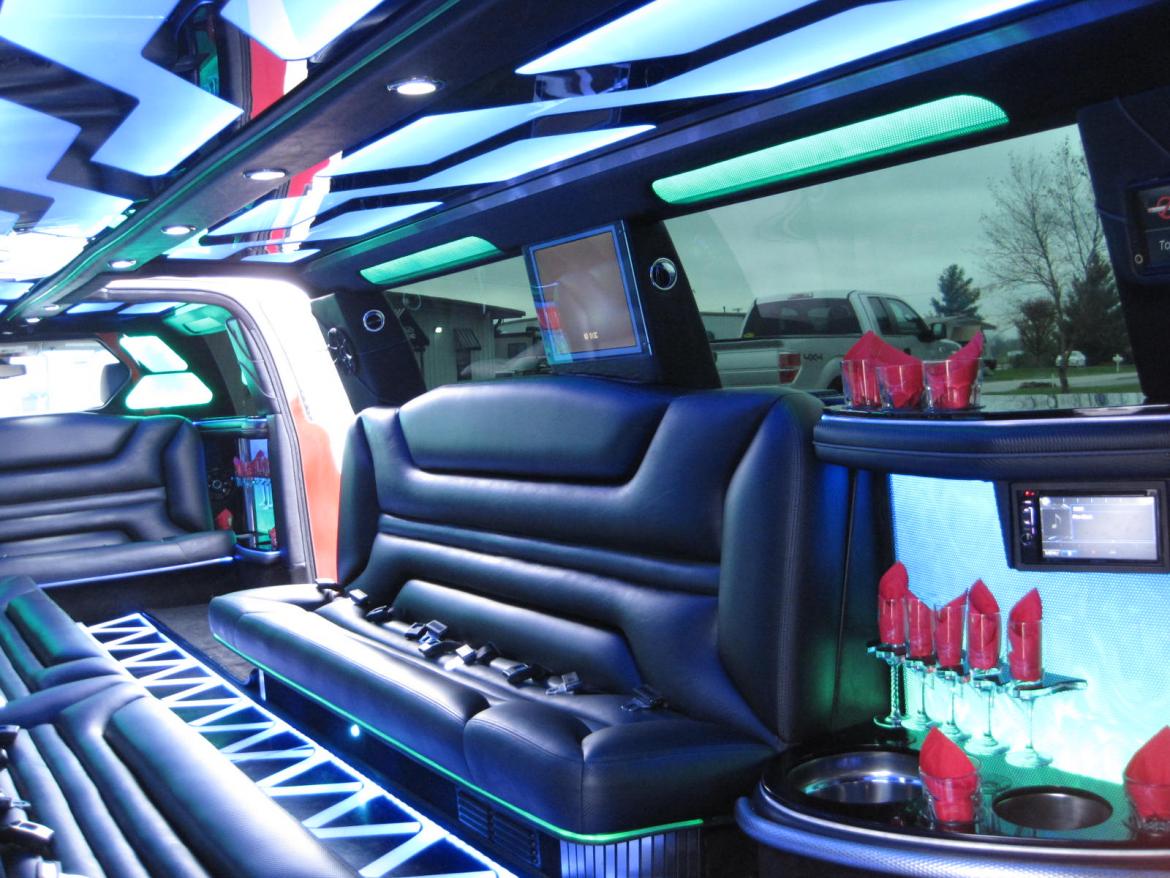 Photo of SUV Stretch for sale: 2015 Chevrolet Tahoe 200&quot; by Pinnacle Coach Builders