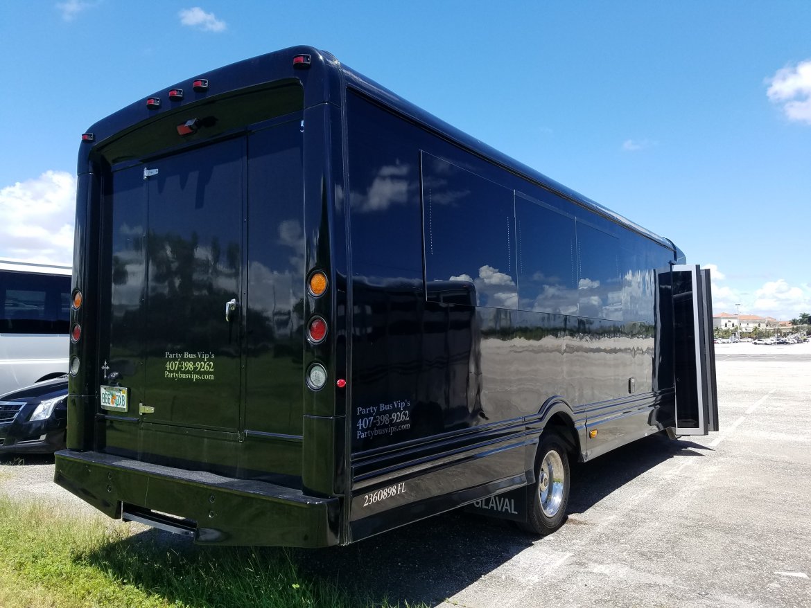 Limo Bus for Sale in Orlando, FL - Photo 6