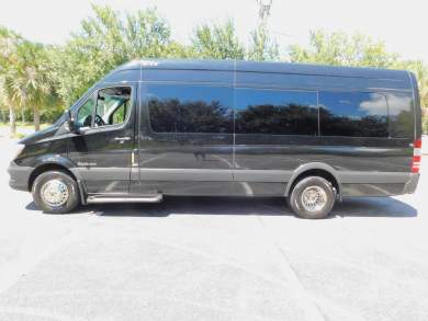 2014 Mercedes-Benz 3500 EXT Executive Shuttle for Sale in jacksonville beach, Florida, US - Photo 4