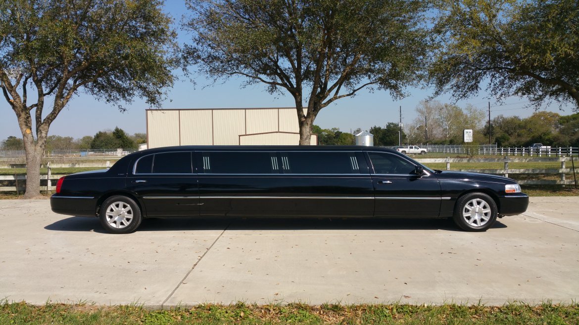 Limousine for Sale in Houston, TX - Photo 4