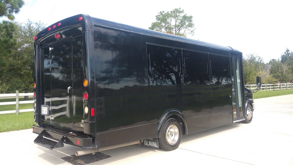 Limo Bus for Sale in Houston, TX - Photo 6