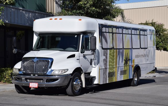 2008 International Shuttle Shuttle Bus for Sale in Fontana, CA - Photo 3